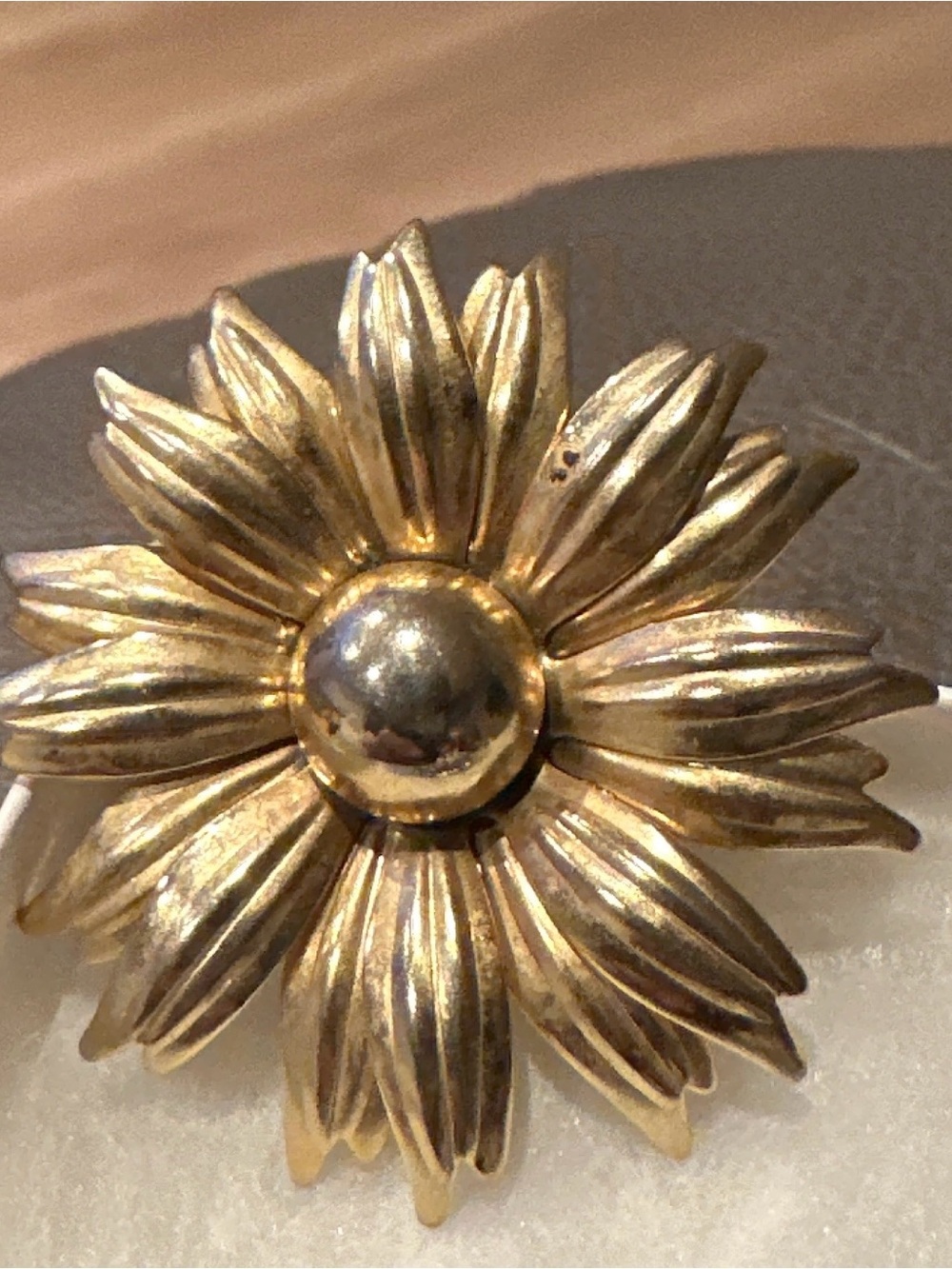 Gold Daisy-Style Floral Brooch - Classic Women’s Jewelry